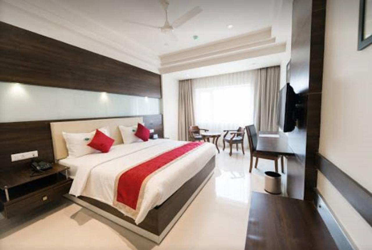 Park Continental Hotel Hyderabad Exteriör bild